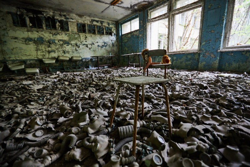 GLASност: Петокласничка се обеси... Ей така, от нищото! Историите след аварията в Чернобил