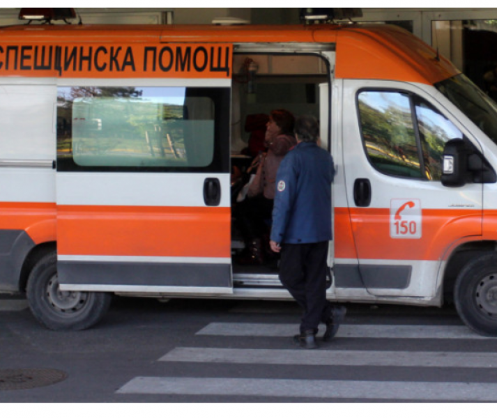 Рязко спиране в градския транспорт в Пловдив – три жени на пода, две са в болница