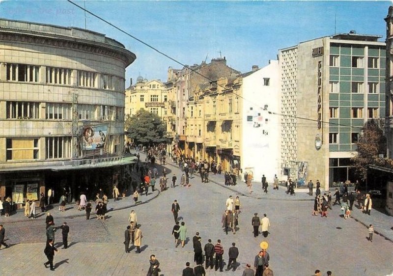 Редки СНИМКИ от Пловдив през последния век! Как се е променил градът?