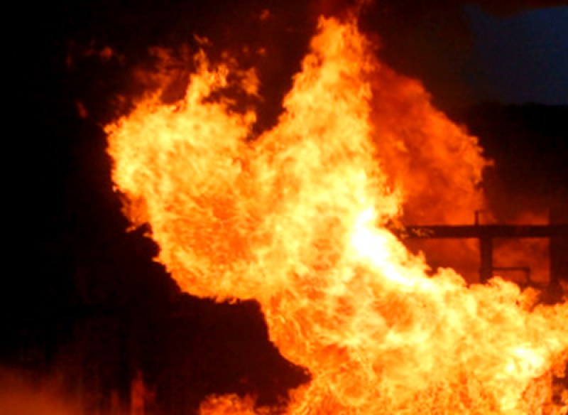 Експлозия и пожар на хладилник с химикали в лаборатория в Белград
