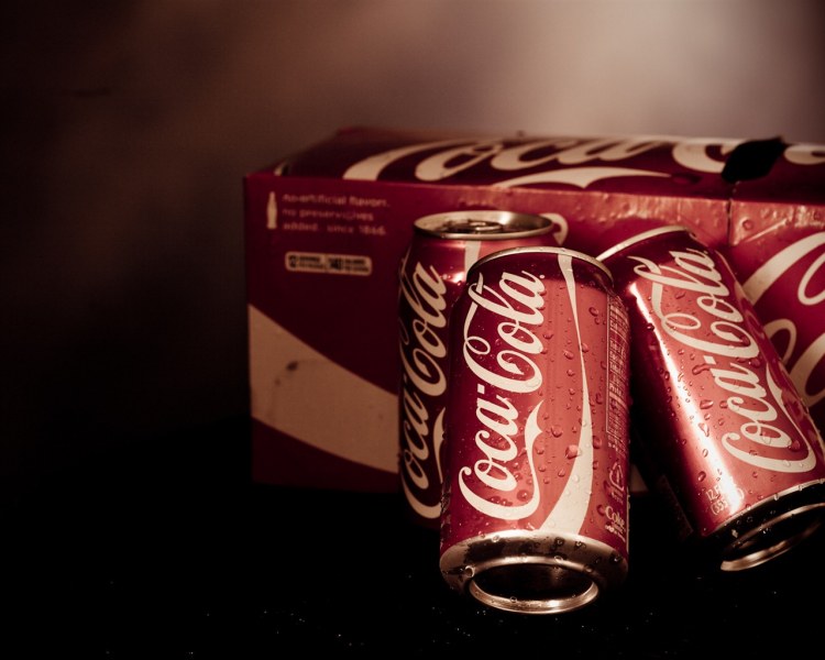 Знаете ли историята на Coca-Cola? А за българската следа в нея?