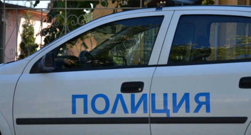 Арестуваха мъж за обир на кафене в центъра на пловдивско село!