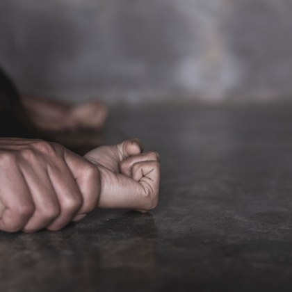 Афганистанчетата извадили нож, дръпнали девойката, гаврили се… духнали