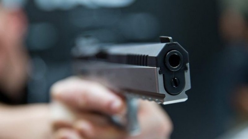 Шофьор стреля по автомобил на пътя Габрово - Севлиево, задържаха го