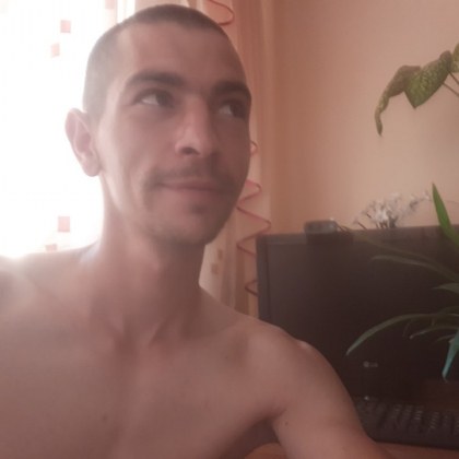 Ще ви откъсна гръкляна... Кръв! Мъж сее заплахи към детска градина!?