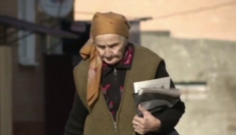 83-годишна – пощальонка в планината от 50 г.! Минава по 40 км дневно