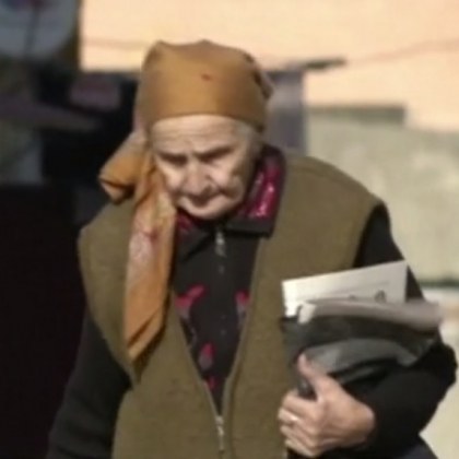83-годишна – пощальонка в планината от 50 г.! Минава по 40 км дневно