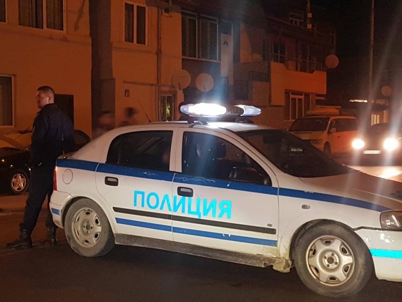 Въргал в пловдивско село! Трима са в ареста, а двама в болница