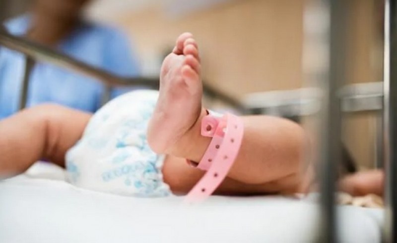 Кощунство! Новородено бебе в Царево с положителен тест за сифилис