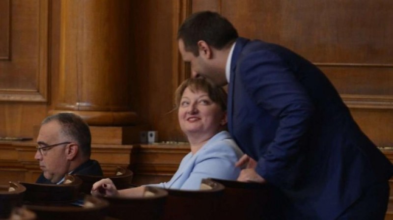 Сачева – социален министър. Отсече: Полът се определя биологично!