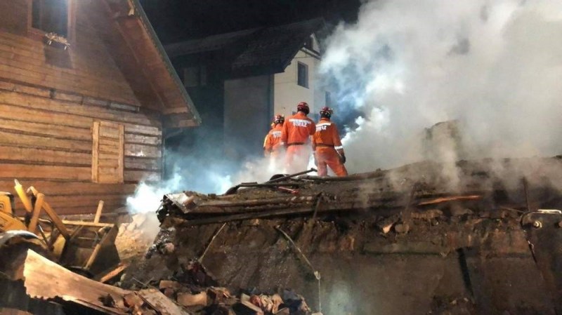 Газова експлозия в жилищна сграда в Полша! Петима души, сред които и дете, загинаха
