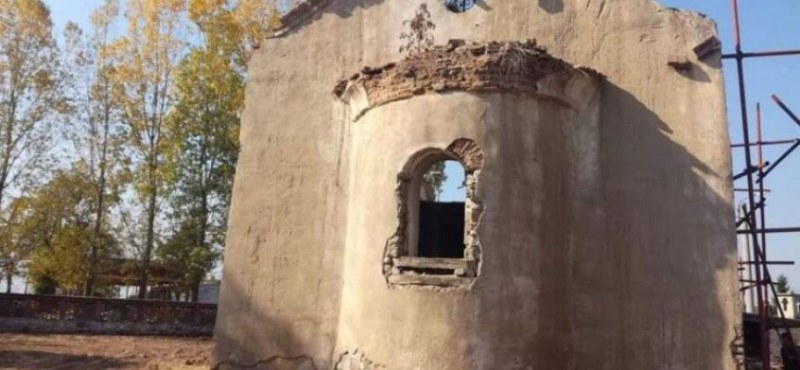 Спасението е във вярата! Семейства от село възстановят 160-годишен храм