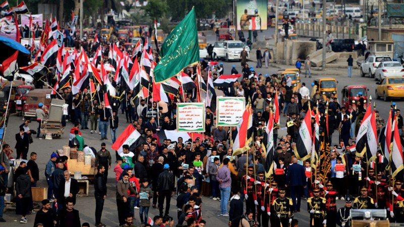 15 души загинаха след стрелба по време на протест в Багдад