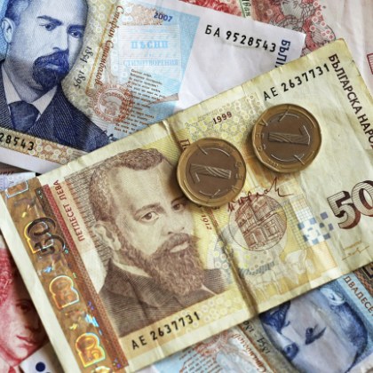 Всеки месец различна такса: Служителка на детска градина присвои 80 бона!