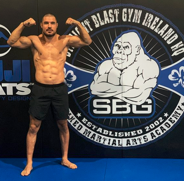 Bellator "скъсаха" договора с боеца Георги Валентинов заради България - Англия