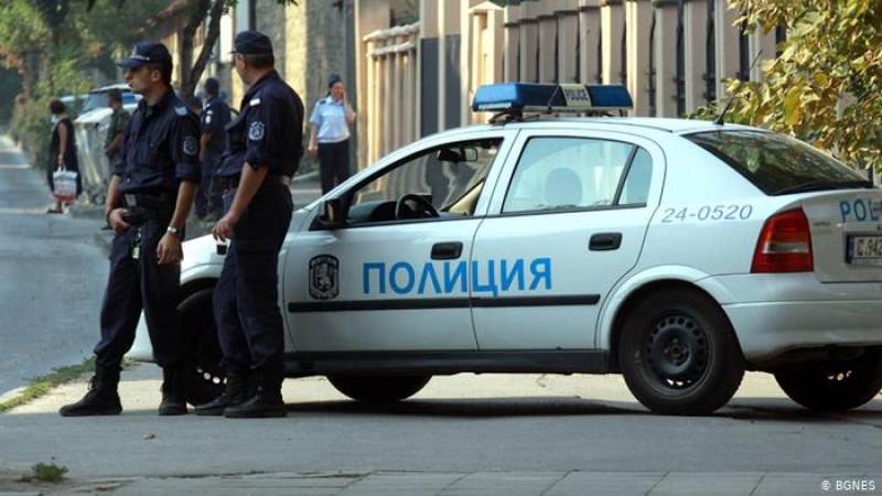 Пипнаха маскираните, които обраха казино в Карлово! Е, поизхарчили малко от задигнатото...