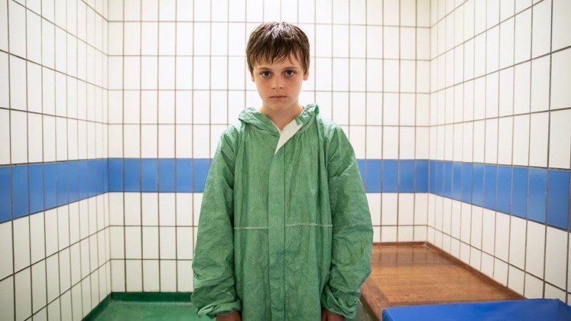 10-годишно дете или хладнокръвен убиец? Законът в Англия - по строг от този в КНДР