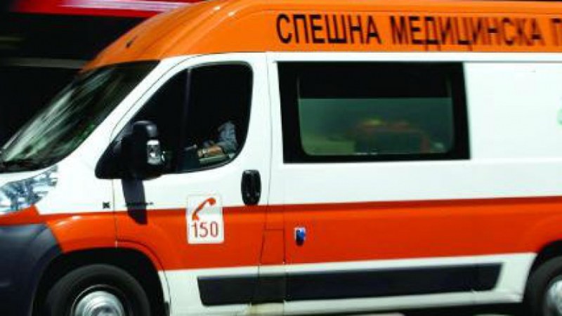 Тежка катастрофа край Момчилград! Водач на микробус е ранен