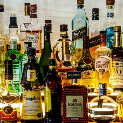 Няма такъв търг: НАП продава 6000 литра алкохол на тайно наддаване