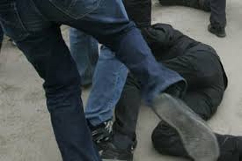 Шестима се млатиха в Кърджалийско, един е в пловдивска болница с травма на главата