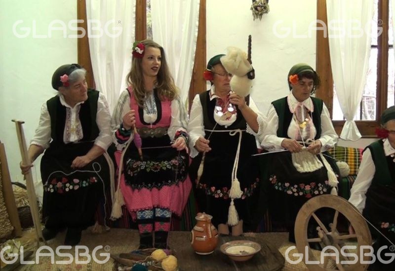 Тази учителка от Хисаря прочу България в Япония!