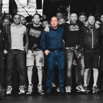 Жена е била зад волана на колата, ударила фена на Ботев! Задържаха я