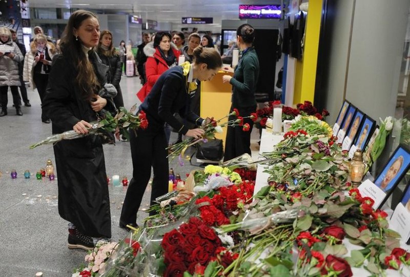 Ден на траур в Украйна за загиналите при самолетната катастрофа в Иран