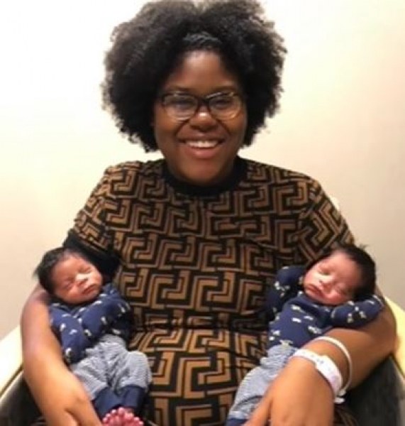 Нечувано! Жена роди близнаци два пъти в годината