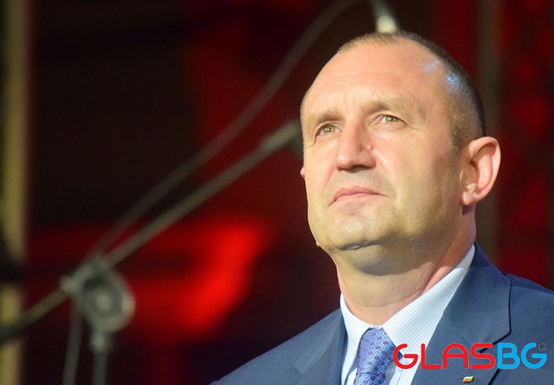 Президентът с първи коментар за министерската оставка
