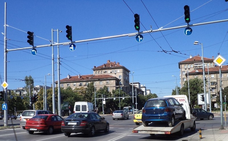 Довършват новата организация на движение на главен пловдивски булевард