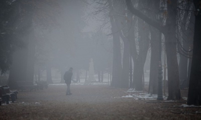 Мъгливо утро: През деня слънчево с температури до 5 градуса