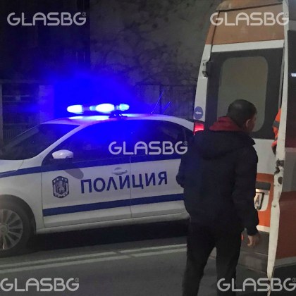 Фиат и Тойота се целунаха страстно в Пловдив! Линейка и полиция са на мястото СНИМКИ