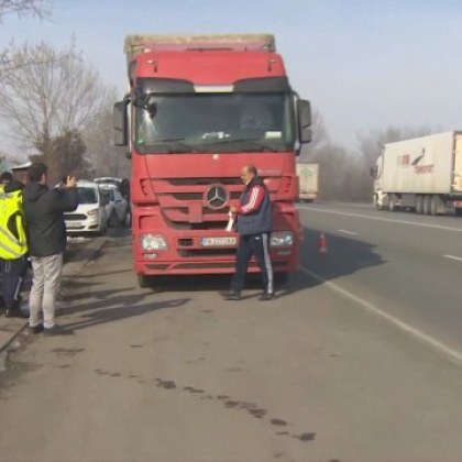 Акция! Засилени проверки от КАТ на автобуси и камиони