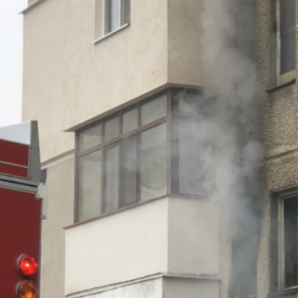 Пожар в блок в Златоград: Евакуирали са живущите
