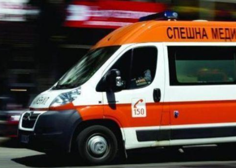 Мъж пострада по време на работа, падна от седем метра