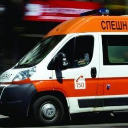 Мъж пострада по време на работа, падна от седем метра