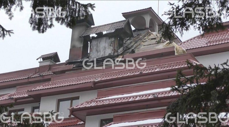 Първи СНИМКИ от пожара в Пампорово ВИДЕО