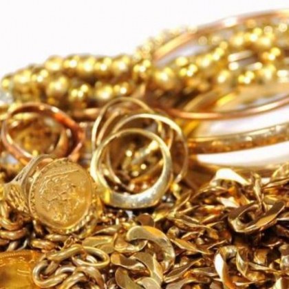 Дядо си купи златни накити за 11 бона, оказаха се просто... жълти!