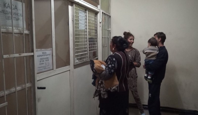 Родителите на починалото ромче от Асеновград търсят сметка на лекарите