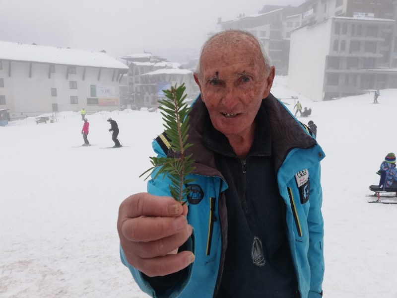 Най-възрастният ски учител у нас е в Родопите