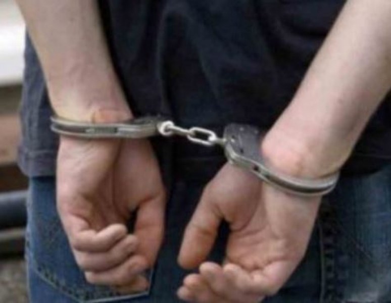 Четирима тираджии са задържани за нарушаване на домашна карантина