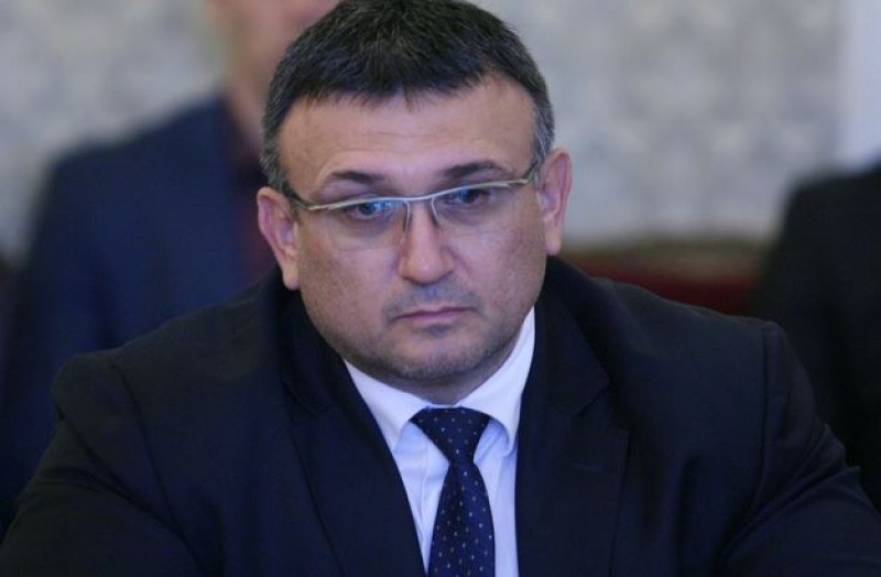 Министър Маринов предупреди за нова COVID-19 ало измама