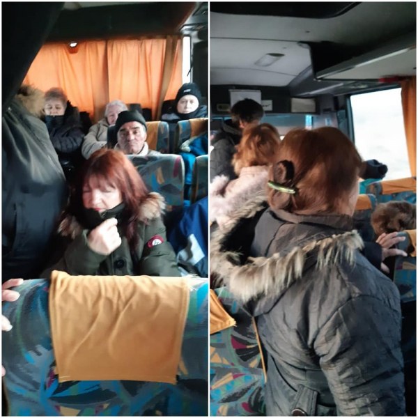 Натъпкани като сардели в автобус - без маски! Така пътуват до Плевен... СНИМКИ