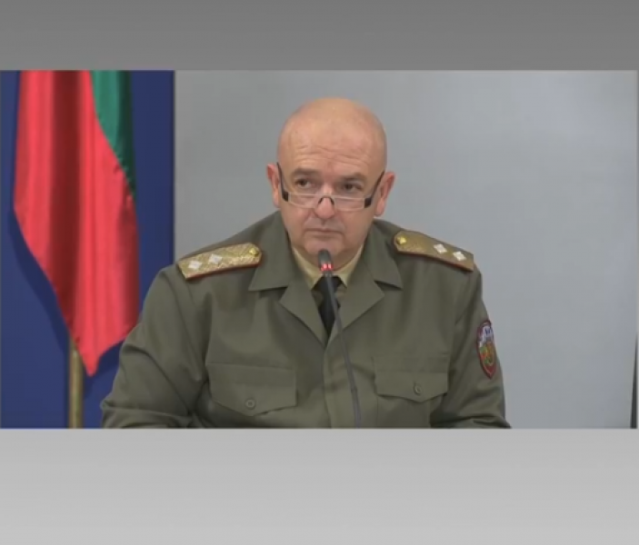 НА ЖИВО: Цяло семейство е заразено с COVID-19, нови градове с болни