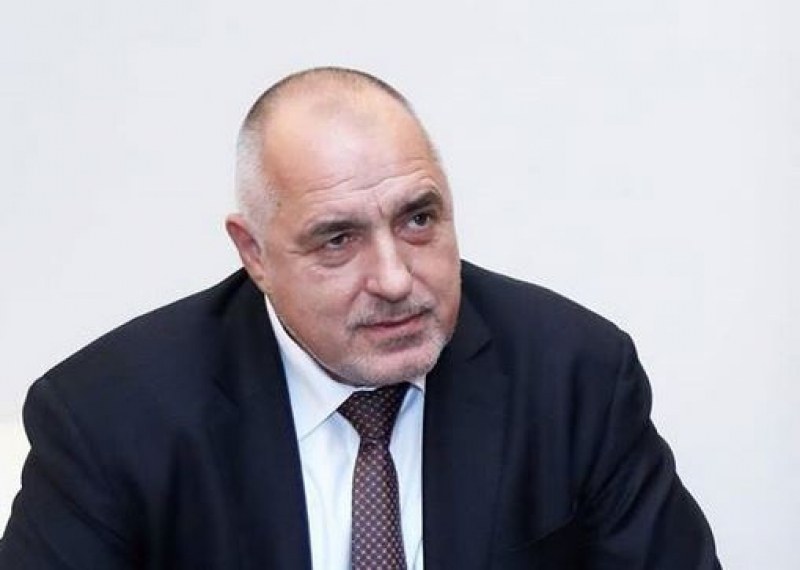 Борисов и министрите даряват пари от заплатите си за социално слабите