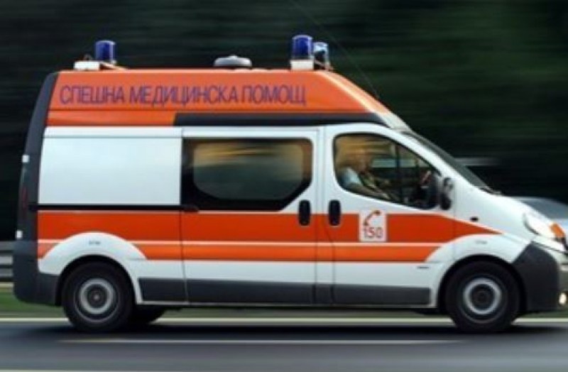 Кола и ТИР се блъснаха, мъж е загинал!
