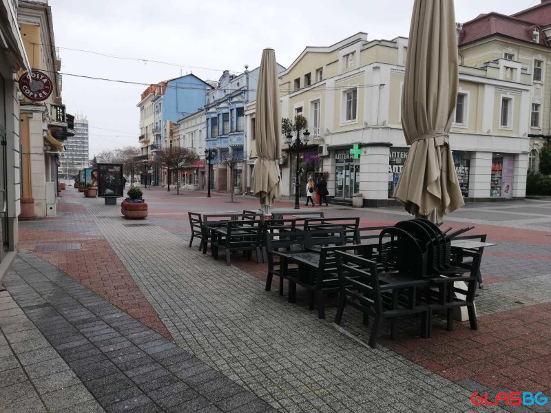 Казаха може ли да работят магазините по Главната на Пловдив