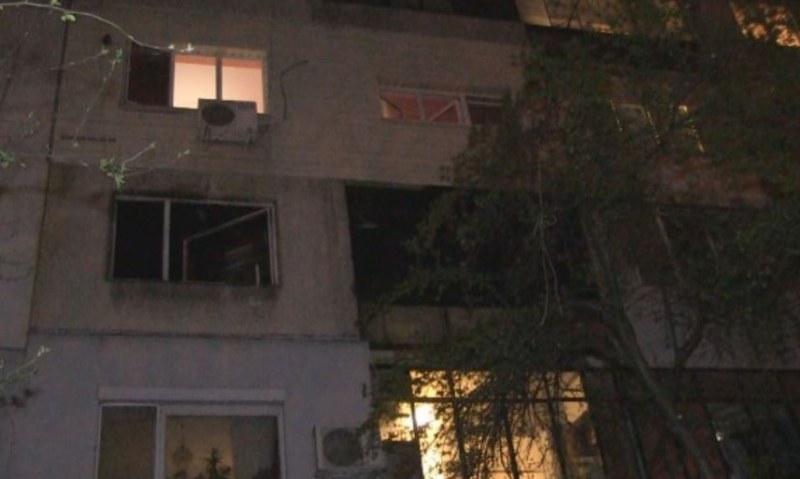 Пожар изпепели дома на семейство с четири деца