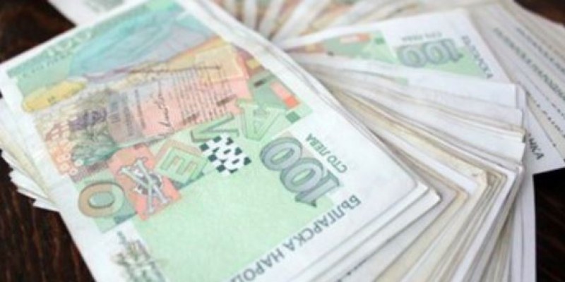 Чистач открадна 15 бона от наша болница, после се обади в полицията!