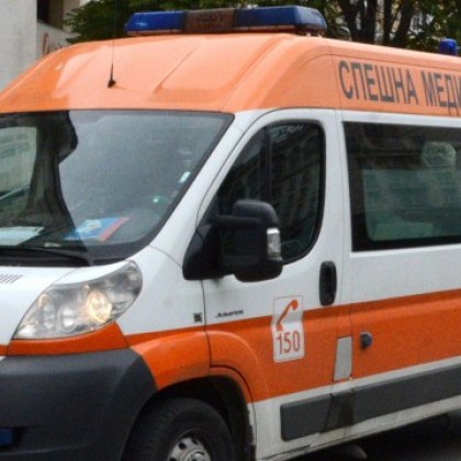 Трагедия в Пазарджик! Млад мъж скочи от 4-тия етаж, загина